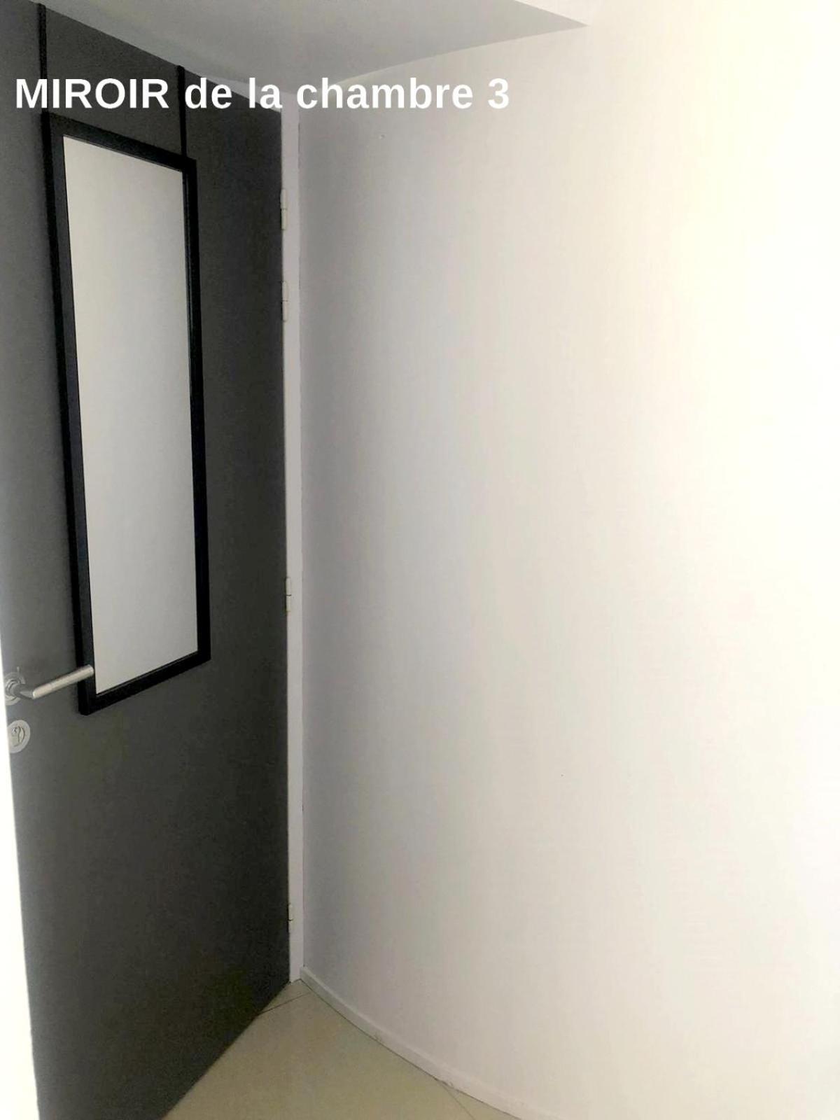 Appartement Sejour Avec Petit-dejeuner A La Demande Et Piscine A 20 Minutes De L'espagne A Le Palace Climatise Perpignan