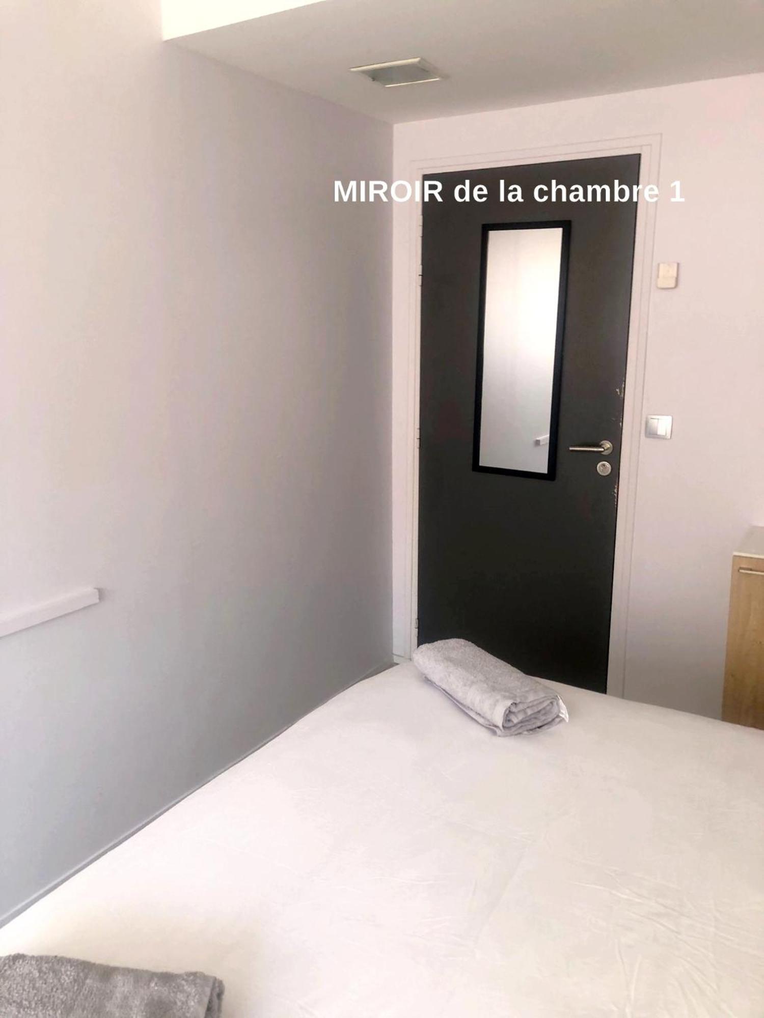Sejour Avec Petit-dejeuner A La Demande Et Piscine A 20 Minutes De L'espagne A Le Palace Climatise Perpignan